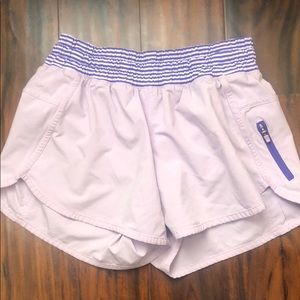 Lululemon tracker shorts lavender purple